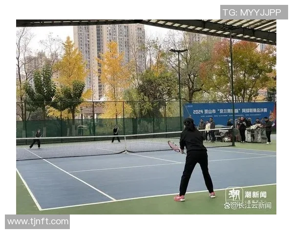 西安网球队的团队协作揭秘：网球场上的默契与拼搏精神