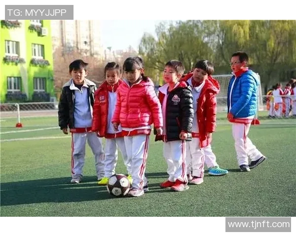 美羊羊足球明星带你领略绿茵场上的激情与梦想,开启快乐运动新篇章 美羊羊足球明星带你领略绿茵场上的激情与梦想,开启快乐运动新篇章